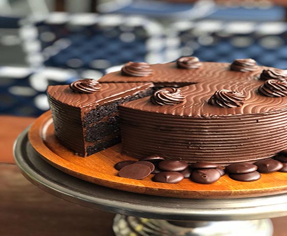 Dark Chocolate Ganache Cake